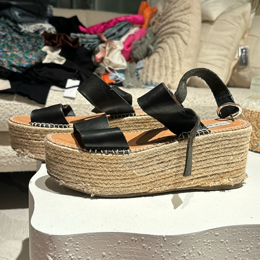 Steve Madden Platform Heel